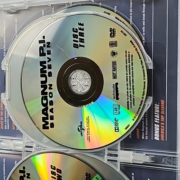 Magnum P.I.TV Series - Complete Seventh (7th) Season DVD EUC - Picture 5 of 7